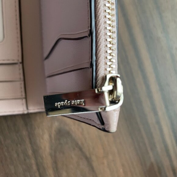 Kate Spade Leila Small Slim Pink Bifold Wallet - Picture 8 of 9